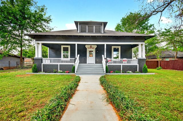 909 N Howard Street, Palestine, TX 75801