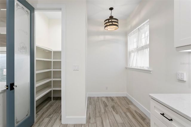 1009 S MORRISON COURT, Tampa, FL 33629