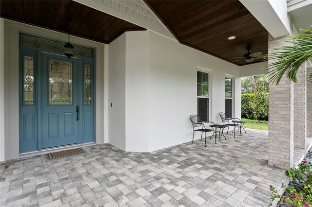 1009 S MORRISON COURT, Tampa, FL 33629