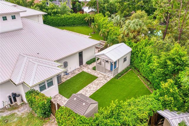 1009 S MORRISON COURT, Tampa, FL 33629