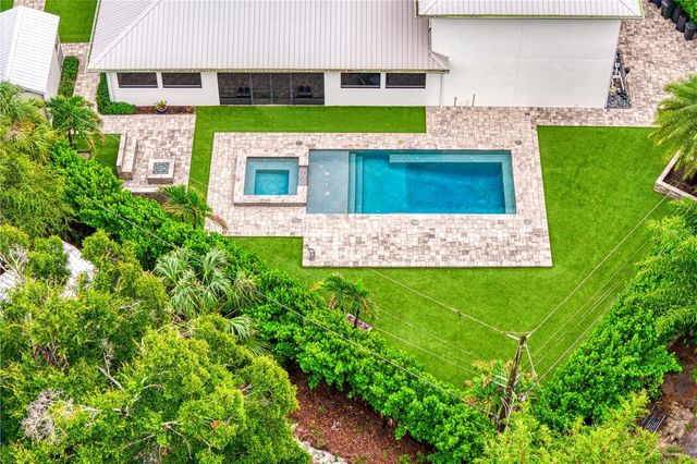 1009 S MORRISON COURT, Tampa, FL 33629