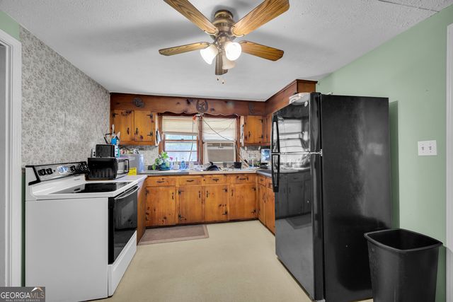 2281 Jot Em Down Road, Danielsville, GA 30633