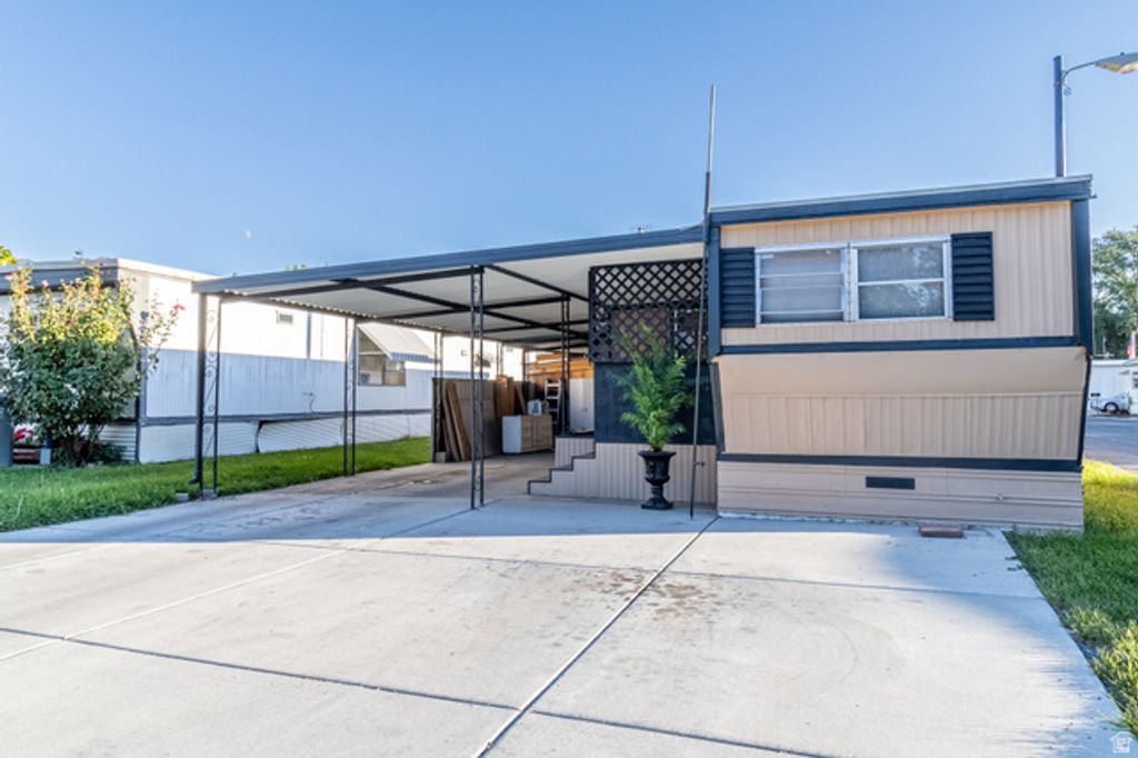 333 CHILDS #16C, Ogden, UT 84404 — exterior