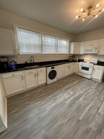 3625 W Shakespeare Avenue 3, Chicago, IL 60647