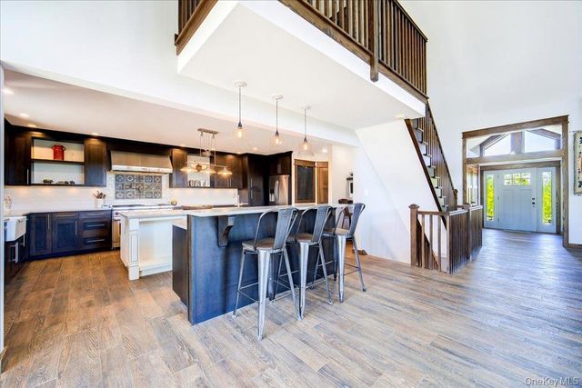 9 Susan Court, Tuxedo Park, NY 10987