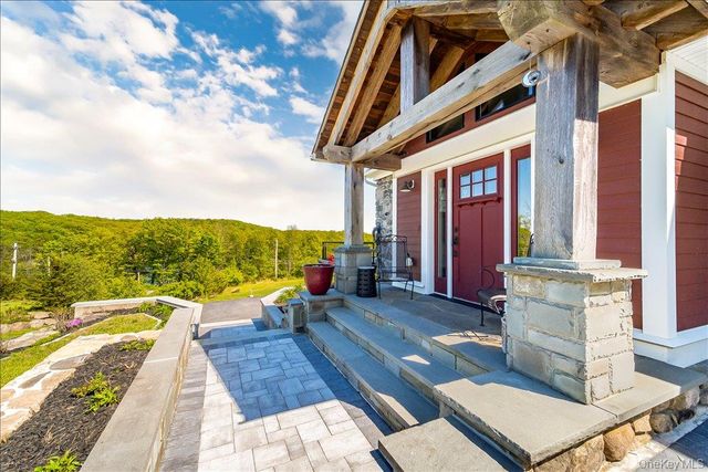 9 Susan Court, Tuxedo Park, NY 10987
