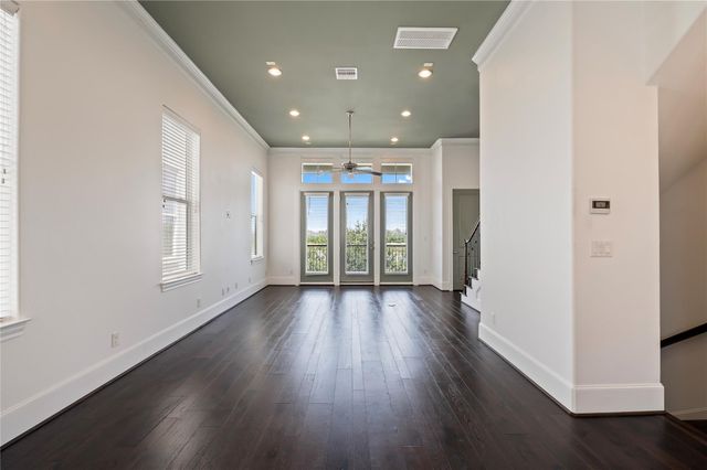 9674 Knight Road, Houston, TX 77045