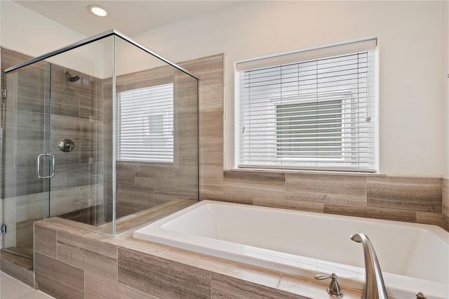 9674 Knight Road, Houston, TX 77045