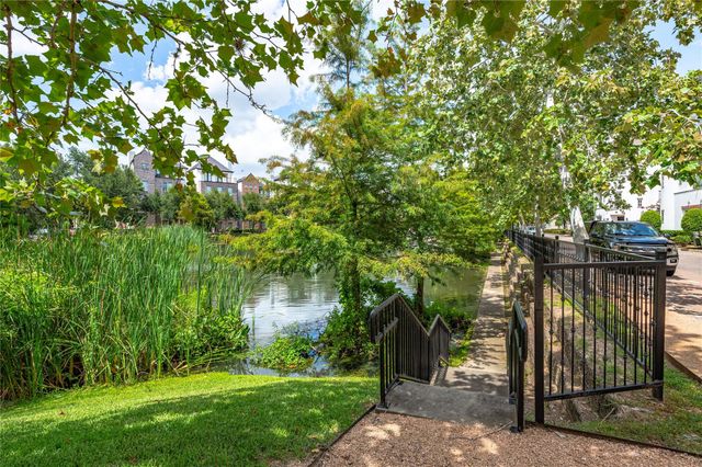 9674 Knight Road, Houston, TX 77045