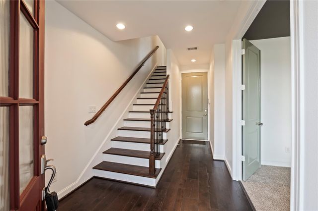 9674 Knight Road, Houston, TX 77045