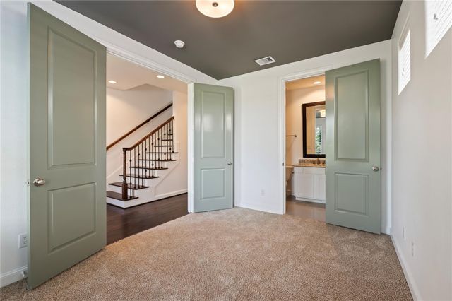 9674 Knight Road, Houston, TX 77045