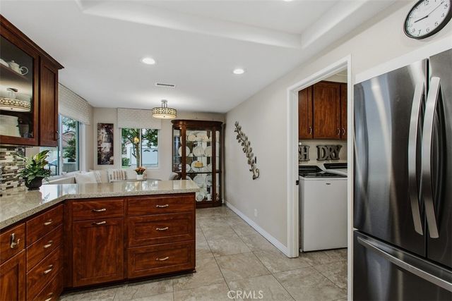 40442 Via Amapola, Murrieta, CA 92562