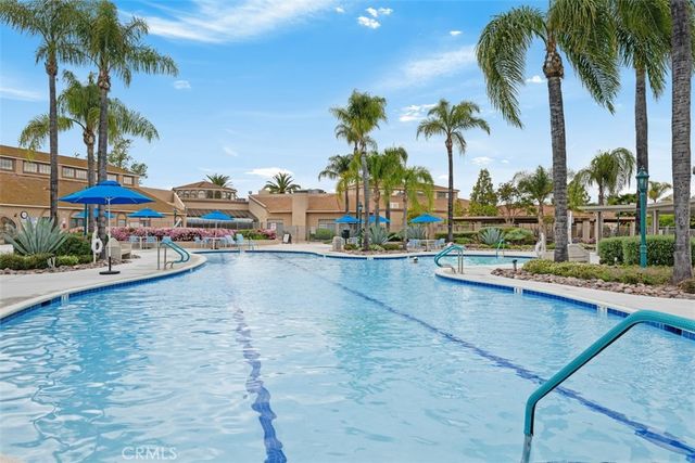 40442 Via Amapola, Murrieta, CA 92562