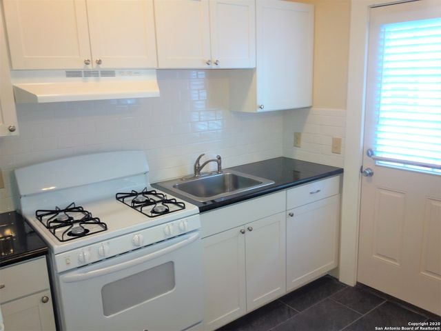 133 W Magnolia Ave Apt 6, San Antonio, TX 78212