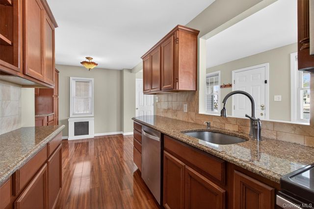 69 Forest Avenue, Massapequa, NY 11758