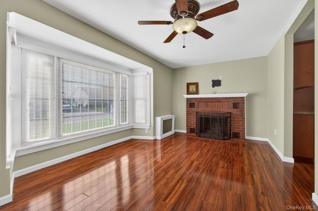 69 Forest Avenue, Massapequa, NY 11758