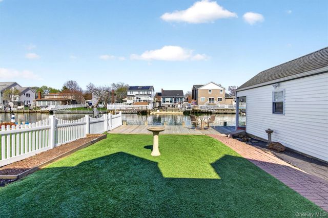 69 Forest Avenue, Massapequa, NY 11758