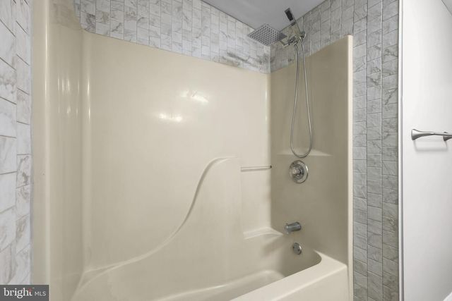 702 CORSON ST, Bristol, PA 19007