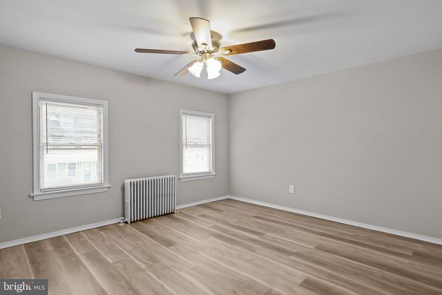 702 CORSON ST, Bristol, PA 19007