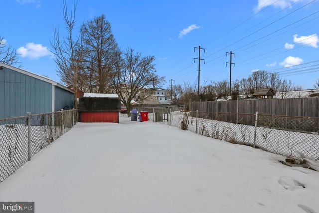 702 CORSON ST, Bristol, PA 19007