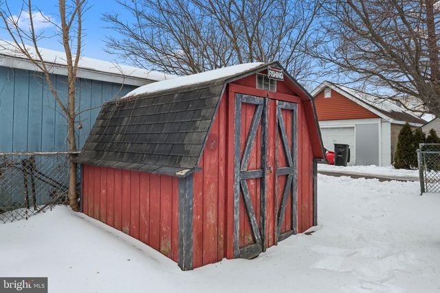 702 CORSON ST, Bristol, PA 19007