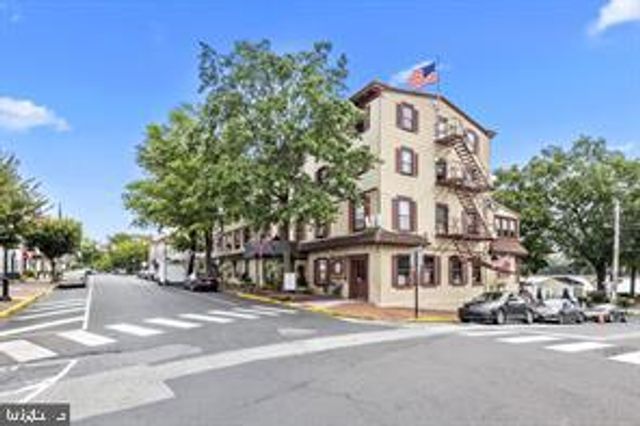 702 CORSON ST, Bristol, PA 19007