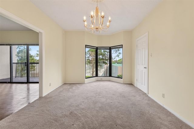 661 Bering Drive 409, Houston, TX 77057