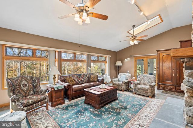 164 TRENTON RD, Langhorne, PA 19047