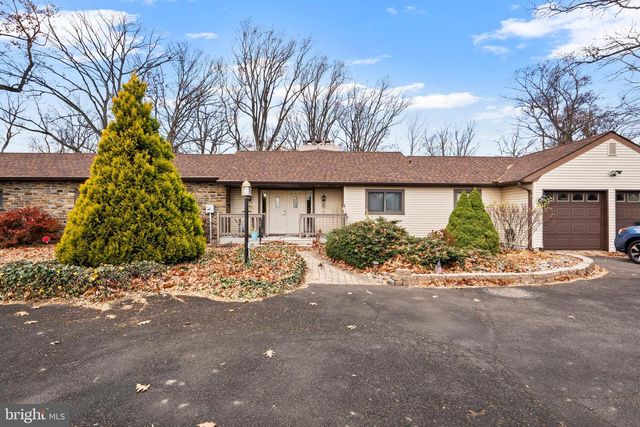 164 TRENTON RD, Langhorne, PA 19047