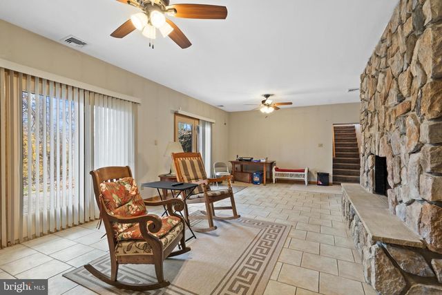 164 TRENTON RD, Langhorne, PA 19047