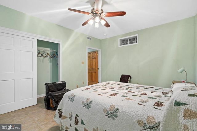 164 TRENTON RD, Langhorne, PA 19047