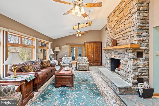 164 TRENTON RD, Langhorne, PA 19047