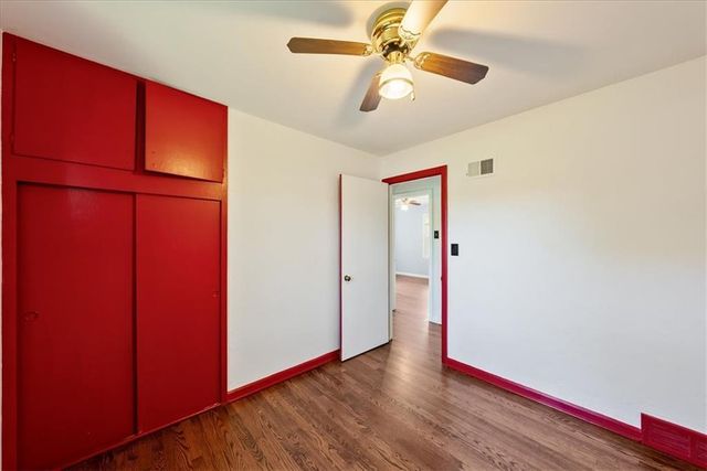 606 67th Place, Kansas City, MO 64118