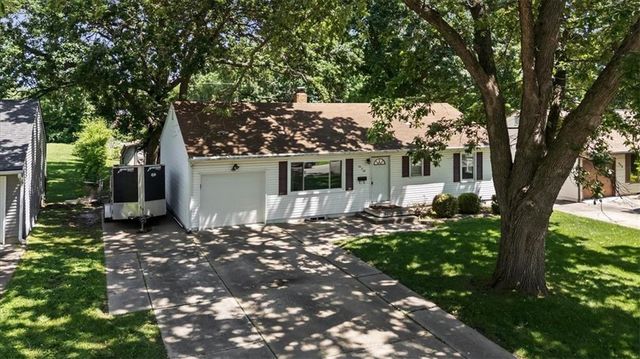 606 67th Place, Kansas City, MO 64118