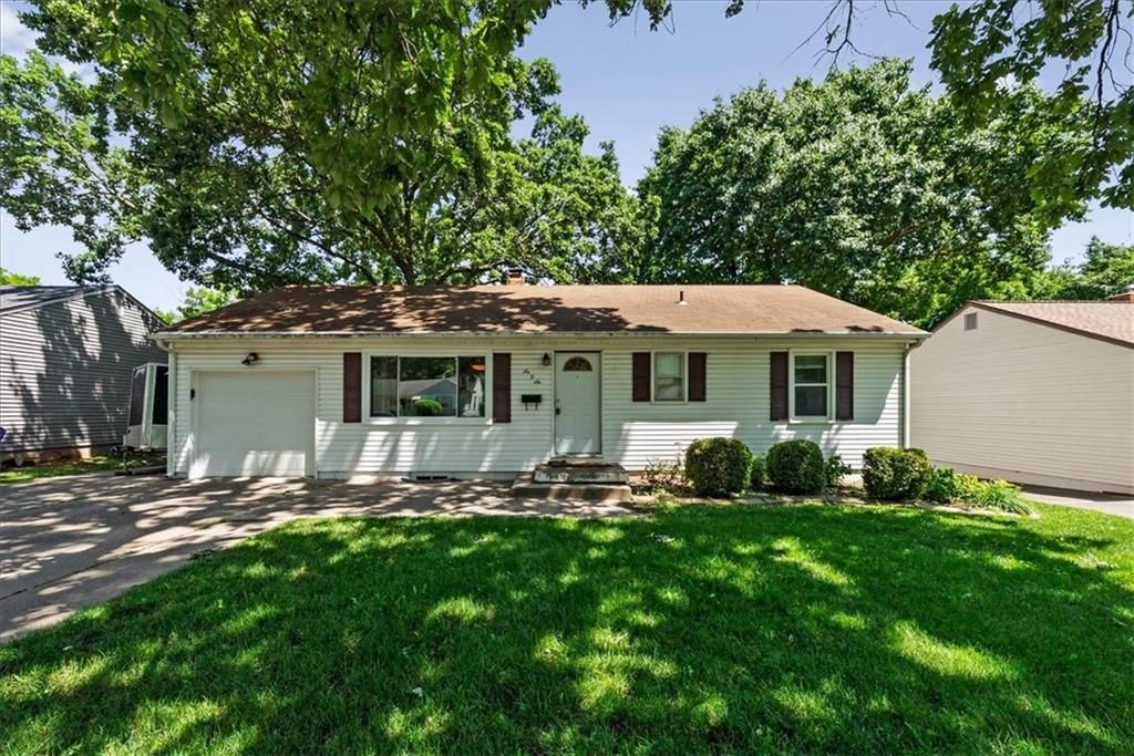 606 67th Place, Kansas City, MO 64118