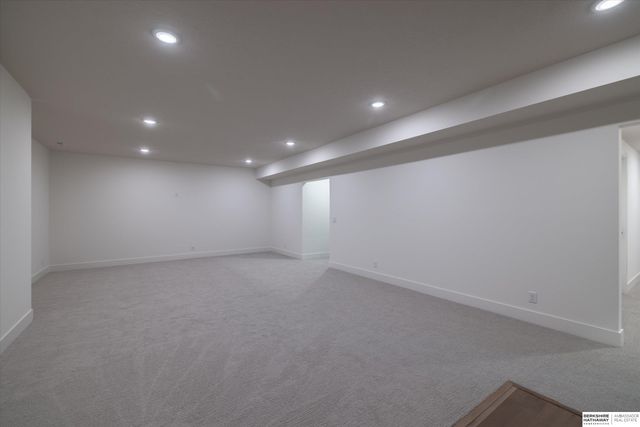 11042 S 219th Street, Gretna, NE 68028