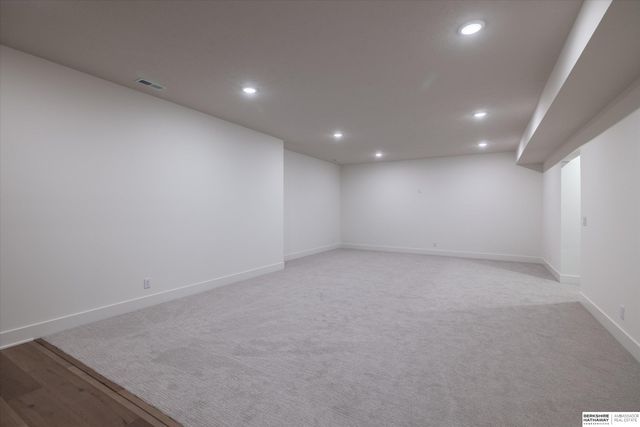 11042 S 219th Street, Gretna, NE 68028