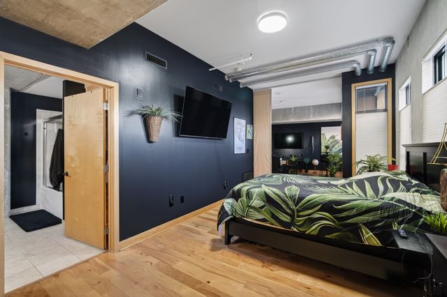 119 4th Street 103, Des Moines, IA 50309