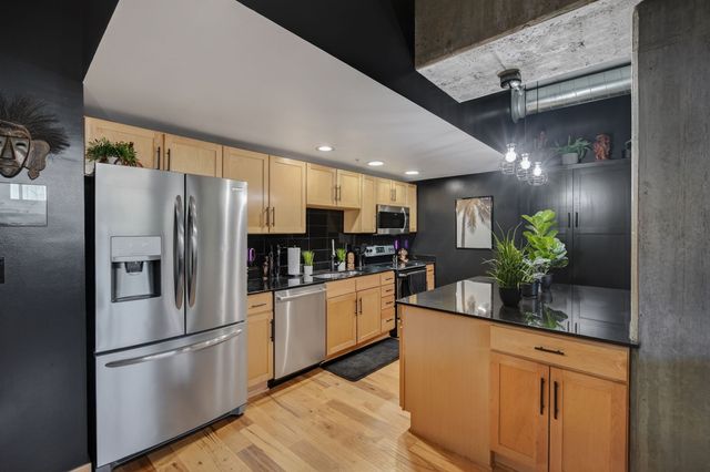 119 4th Street 103, Des Moines, IA 50309