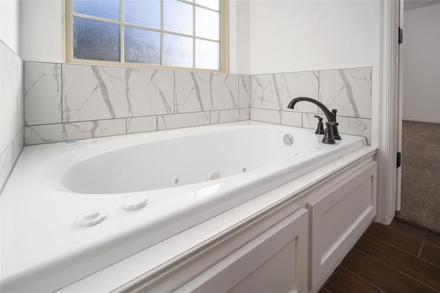 12596 Bridlewood Lane, Blanchard, OK 73010