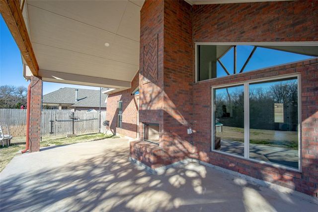 12596 Bridlewood Lane, Blanchard, OK 73010