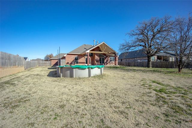 12596 Bridlewood Lane, Blanchard, OK 73010