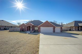 12596 Bridlewood Lane, Blanchard, OK 73010