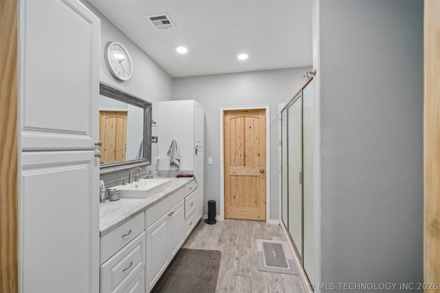 17105 E 4th Street, Claremore, OK 74017