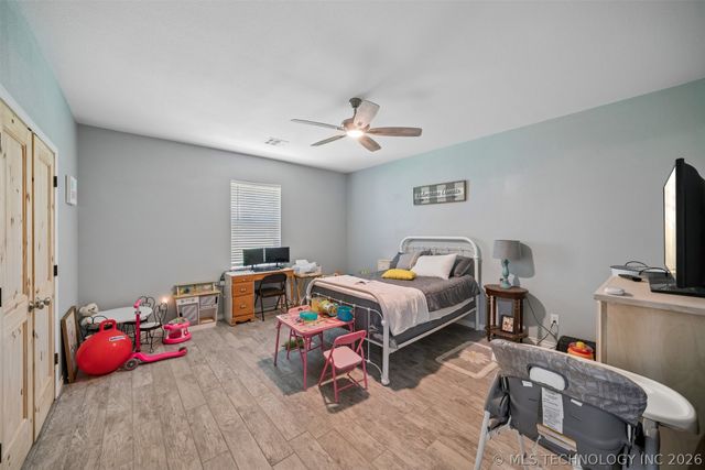 17105 E 4th Street, Claremore, OK 74017