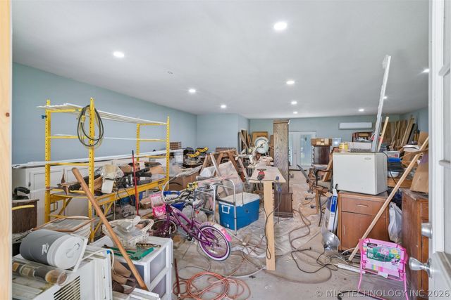 17105 E 4th Street, Claremore, OK 74017