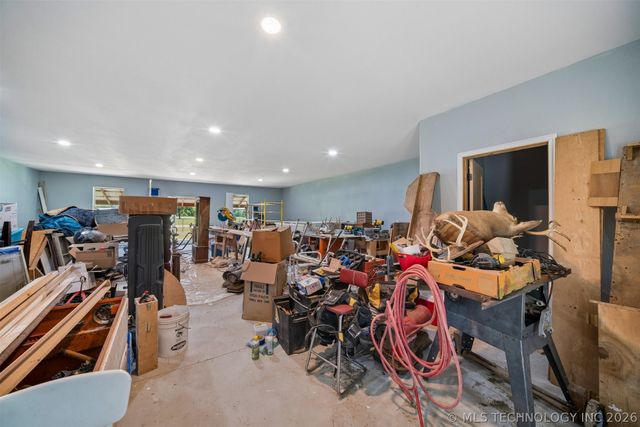 17105 E 4th Street, Claremore, OK 74017