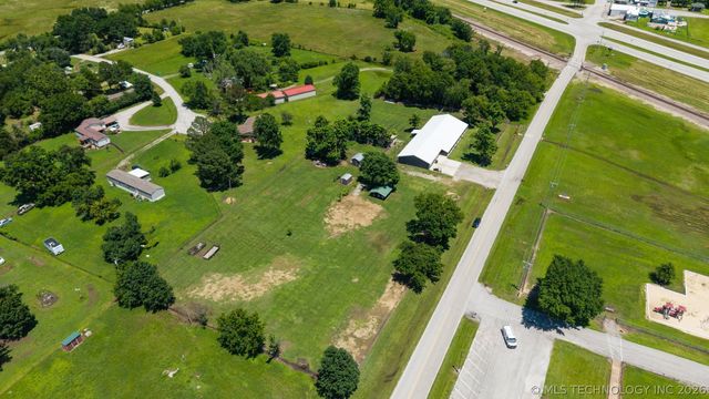 17105 E 4th Street, Claremore, OK 74017