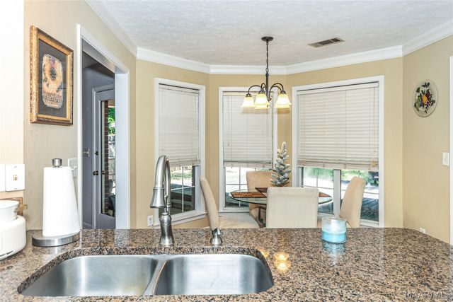 55 Honeysuckle Court, Wetumpka, AL 36093