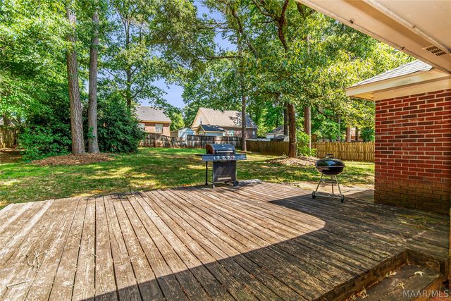 55 Honeysuckle Court, Wetumpka, AL 36093